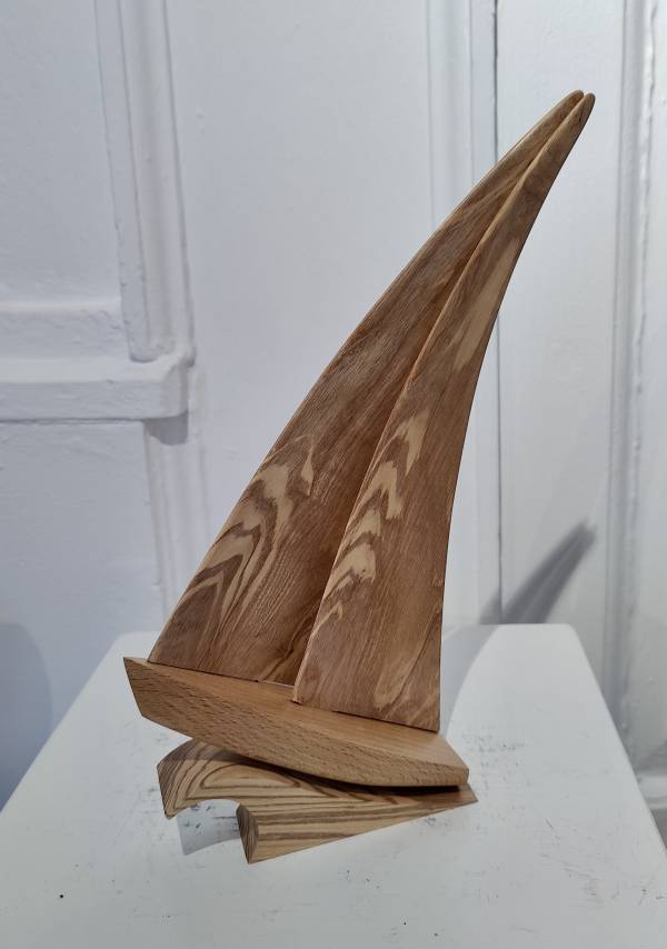 - a , wood Sculpture by Kevin Longstaff, measuring 33 x 15 cm (H x W) £95